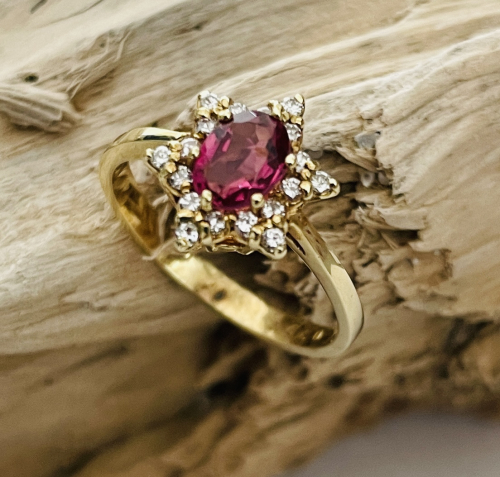 Rubin-Brillanten Ring 585GG